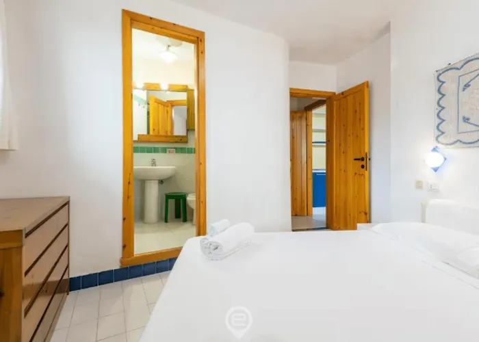 Waterside Oasis House فيلاّسيمِيوس